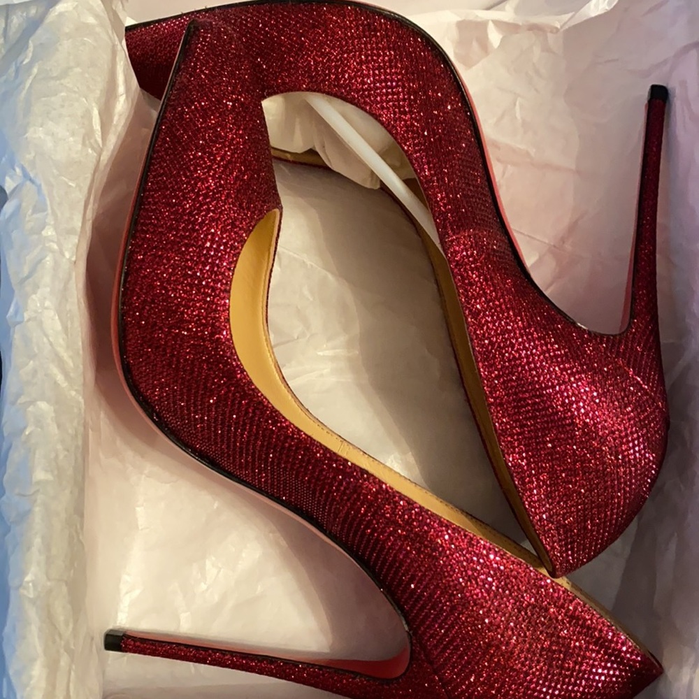 Brand new Christian Louboutin Pigalle Tisse